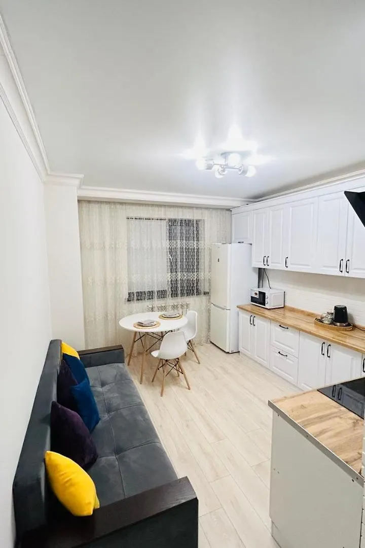 Жк Дом На Гагарина Apartment Almaty 0*,